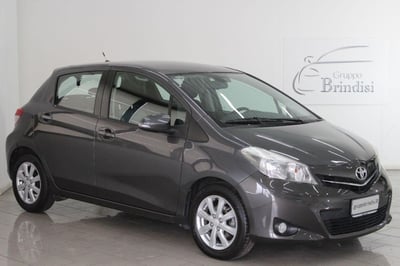 Toyota Yaris 1.3 5 porte Lounge CVT Stop &amp; Start del 2012 usata a Potenza