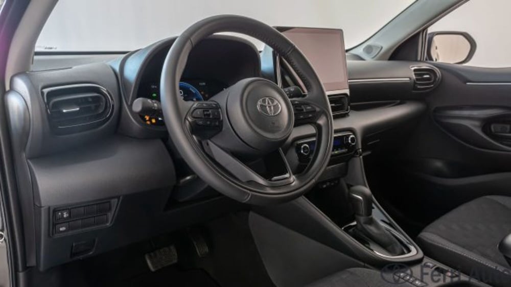 Toyota Yaris Cross nuova a Padova (15)