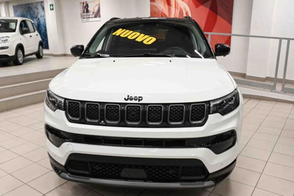 Jeep Compass nuova a Torino (2)