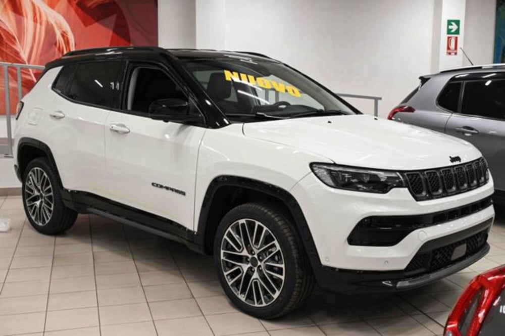 Jeep Compass nuova a Torino (3)