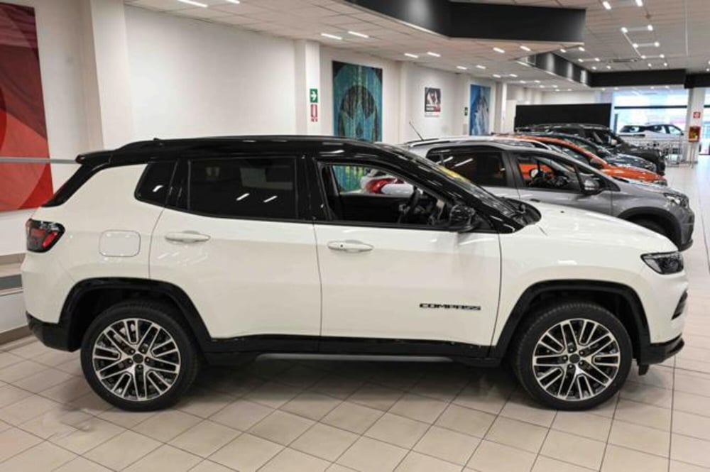 Jeep Compass nuova a Torino (4)