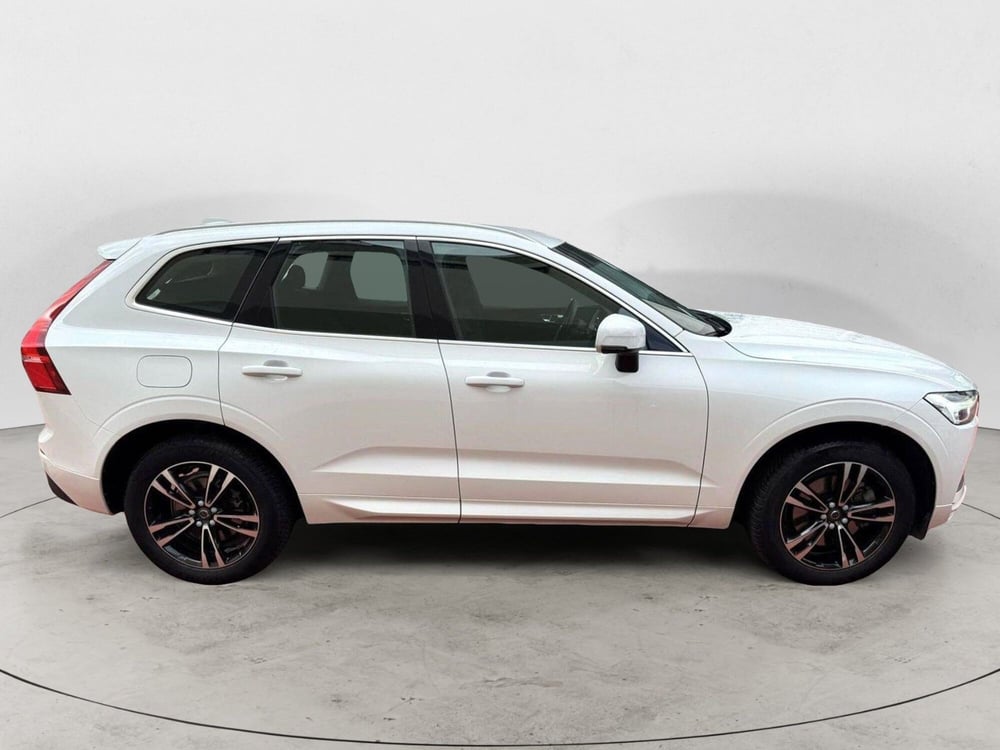 Volvo XC60 usata a Bari (5)