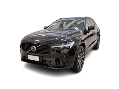 Volvo XC60 B5 (d) AWD Geartronic R-design  del 2021 usata a Bari