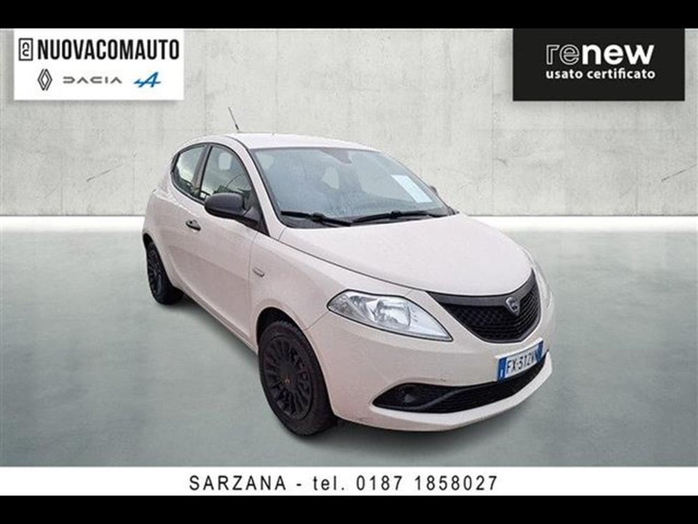 Lancia Ypsilon usata a Firenze (2)