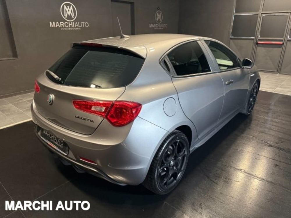 Alfa Romeo Giulietta usata a Perugia (5)