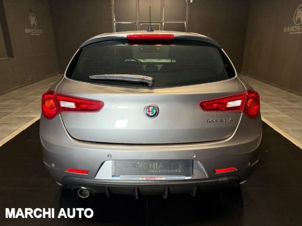 Alfa Romeo Giulietta usata a Perugia (6)