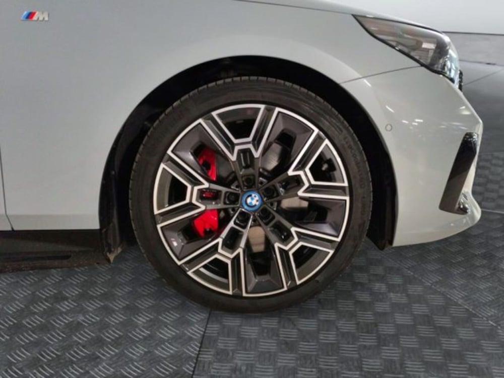 BMW i5 Touring usata a Modena (5)