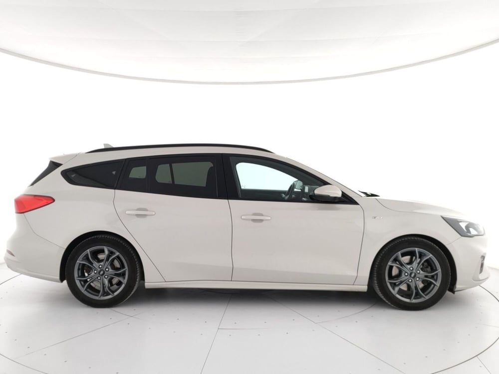 Ford Focus Station Wagon usata a Roma (3)