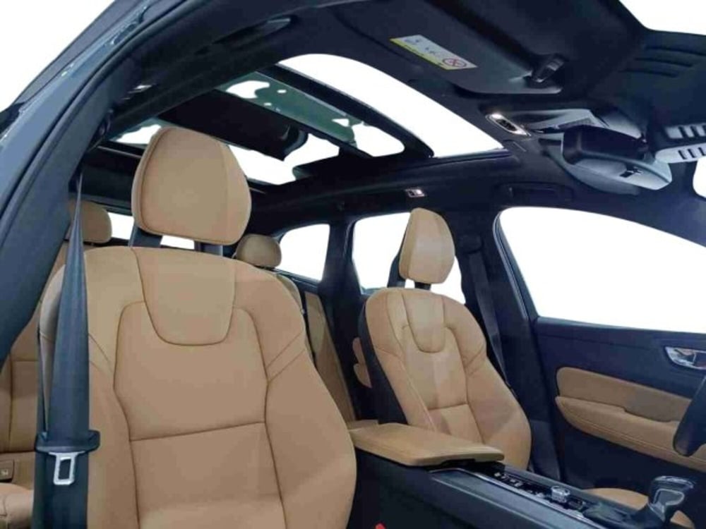 Volvo XC60 usata a Catania (10)