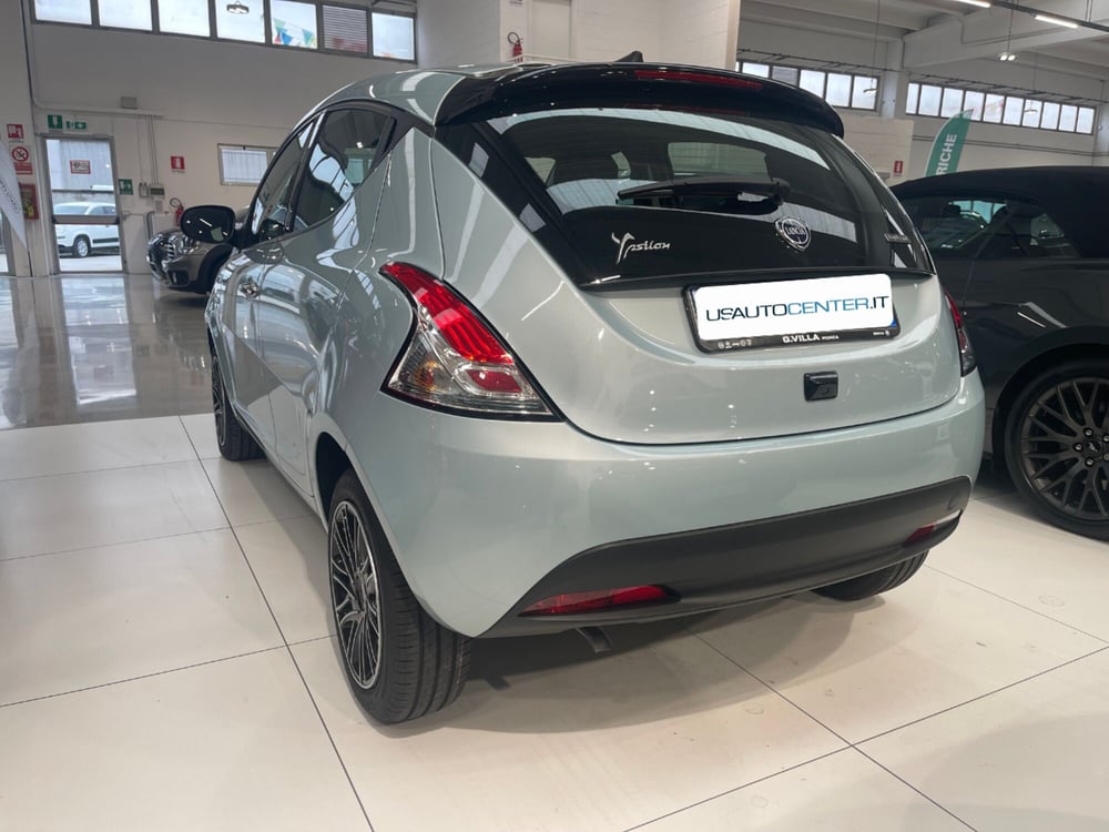 Lancia Ypsilon nuova a Monza e Brianza (4)