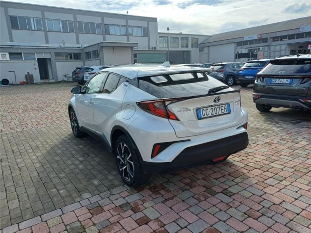 Toyota Toyota C-HR usata a Bari (4)