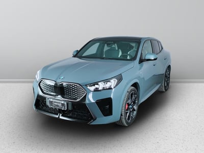 BMW iX2 xdrive 30 MSport del 2024 usata a San Benedetto del Tronto