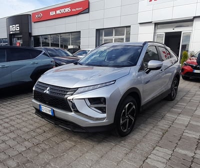 Mitsubishi Eclipse Cross 2.4 MIVEC 4WD PHEV Instyle SDA del 2022 usata a Rende