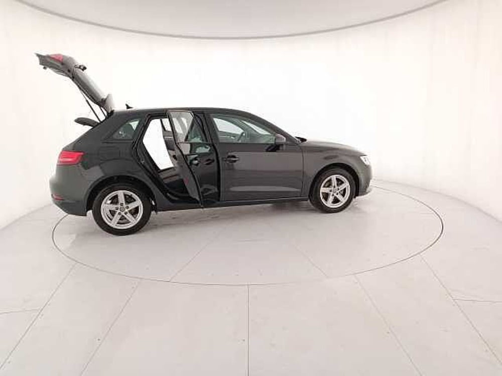 Audi A3 Sportback usata a Venezia (9)