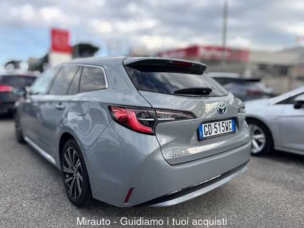 Toyota Corolla Touring Sports usata a Roma (4)