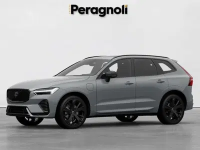 Volvo XC60 2.0 b5 Plus Dark awd auto nuova a Firenze