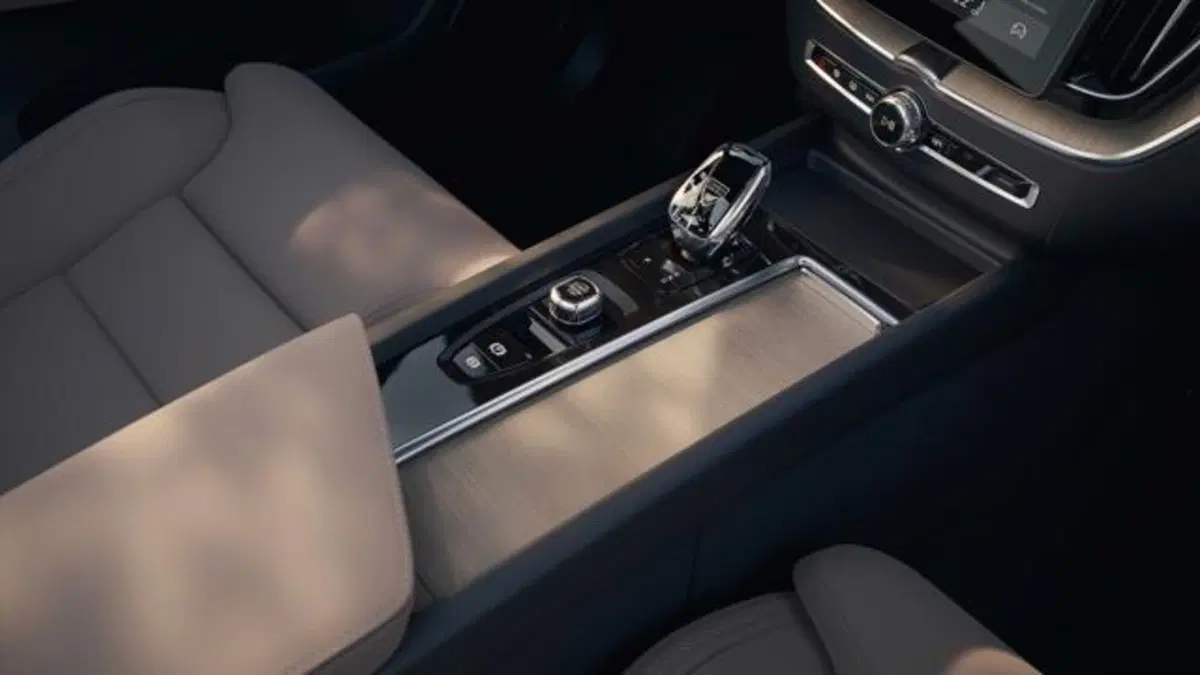 Volvo XC60 nuova a Firenze (4)