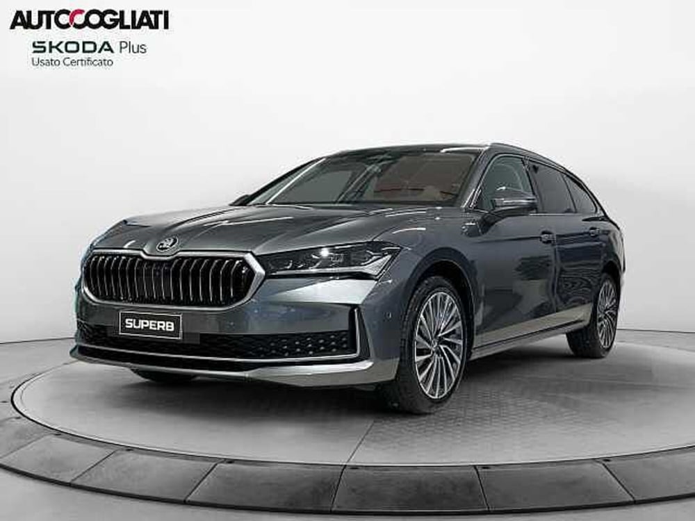 Skoda Superb nuova a Lecco