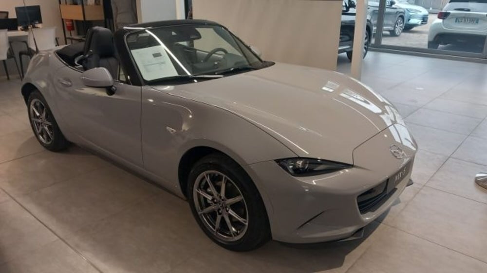 Mazda MX-5 nuova a Bologna (2)