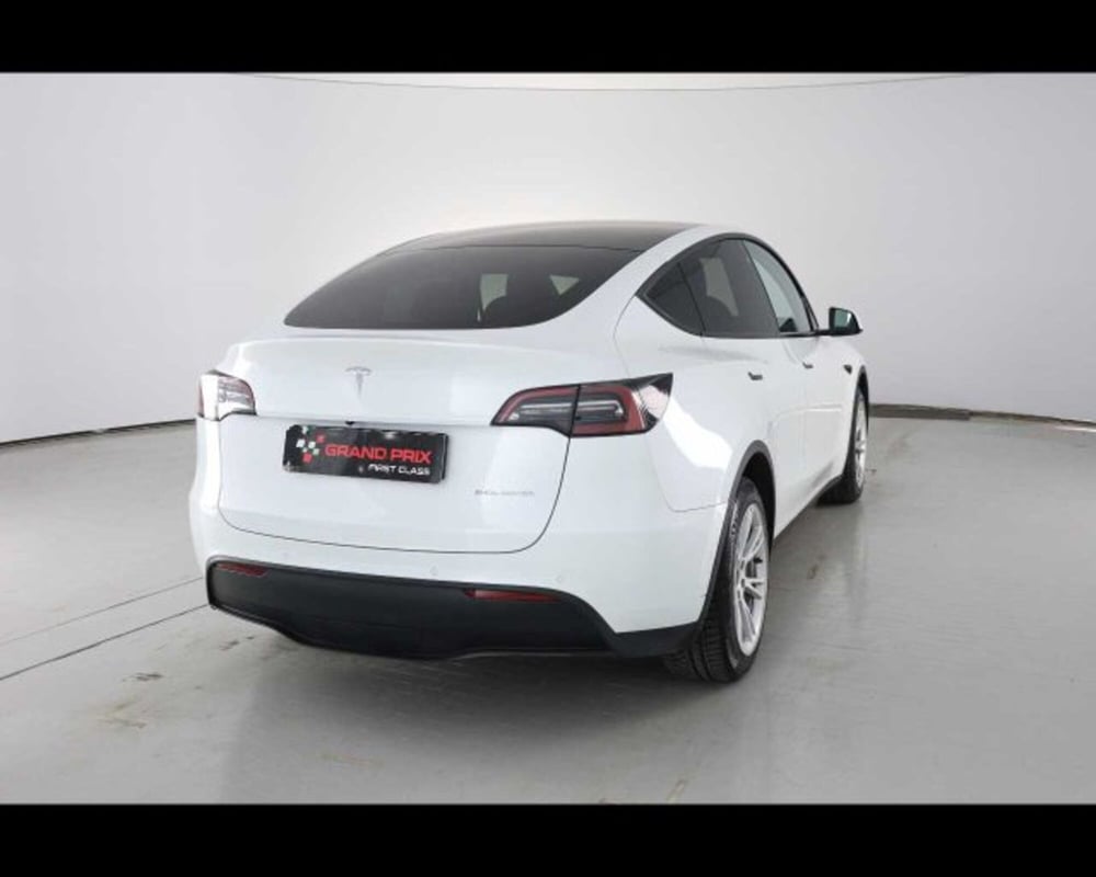 Tesla Model Y usata a Bologna (6)