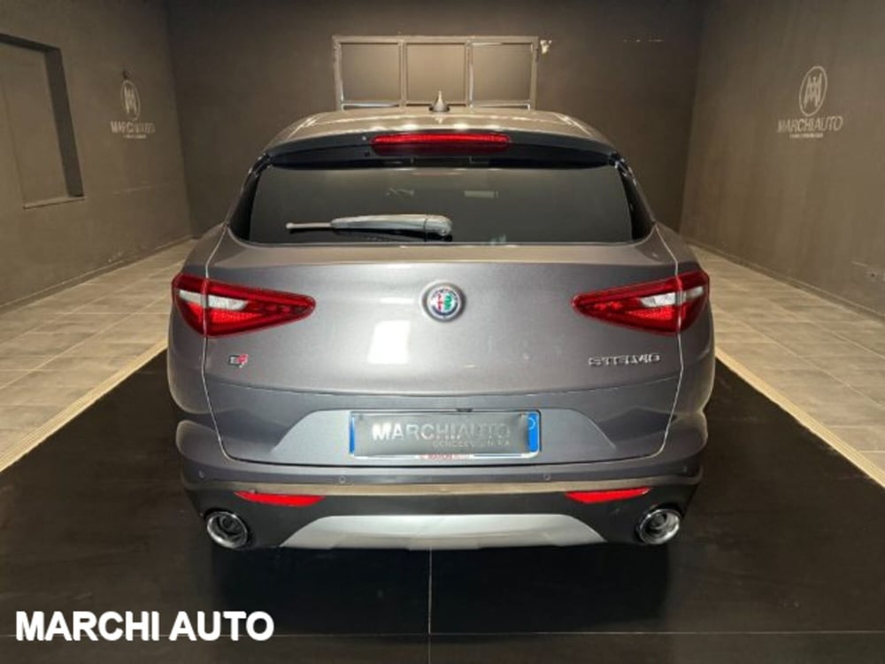 Alfa Romeo Stelvio usata a Perugia (6)