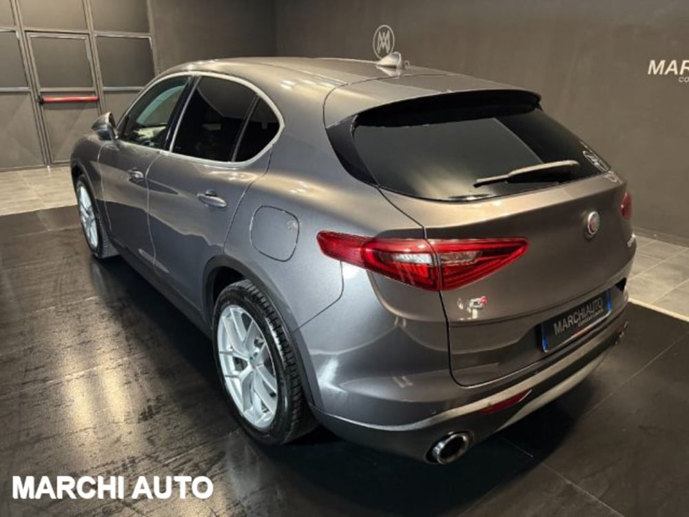 Alfa Romeo Stelvio usata a Perugia (7)