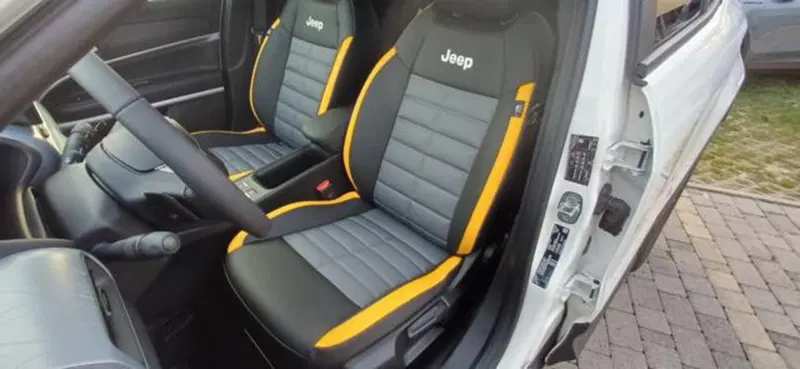 Jeep Avenger nuova a Padova (10)