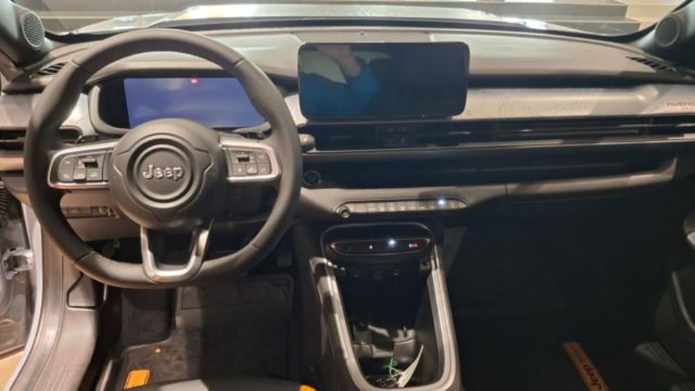 Jeep Avenger nuova a Padova (12)