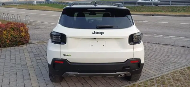 Jeep Avenger nuova a Padova (8)