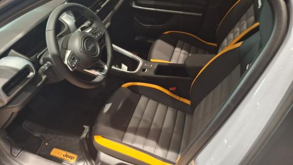 Jeep Avenger nuova a Padova (9)