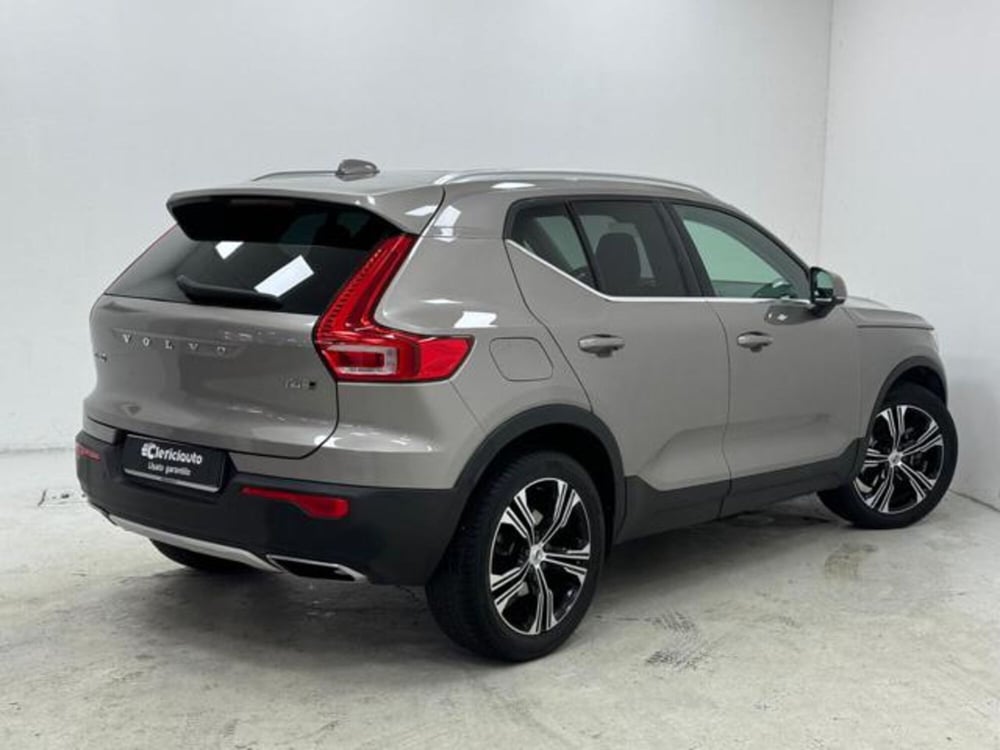 Volvo XC40 usata a Como (2)