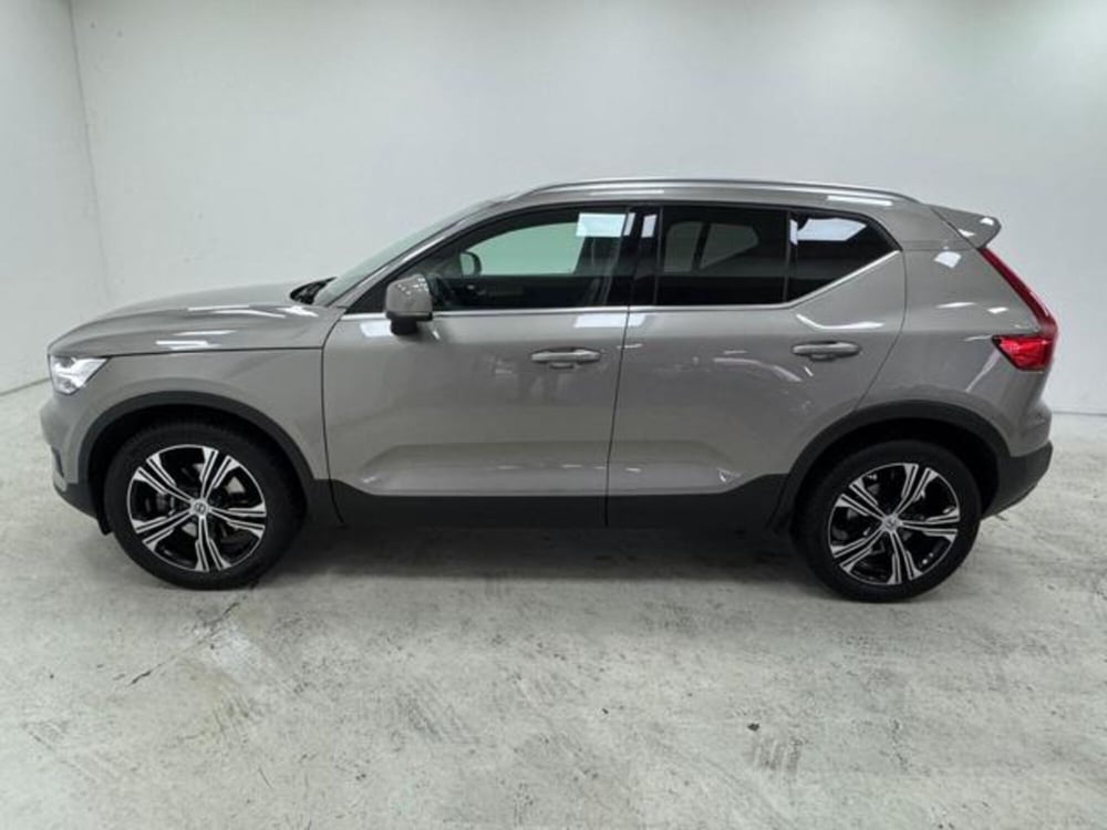 Volvo XC40 usata a Como (9)