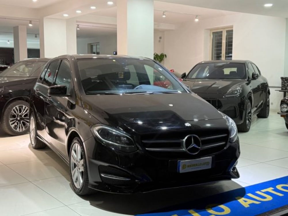 Mercedes-Benz Classe B usata a Napoli (3)