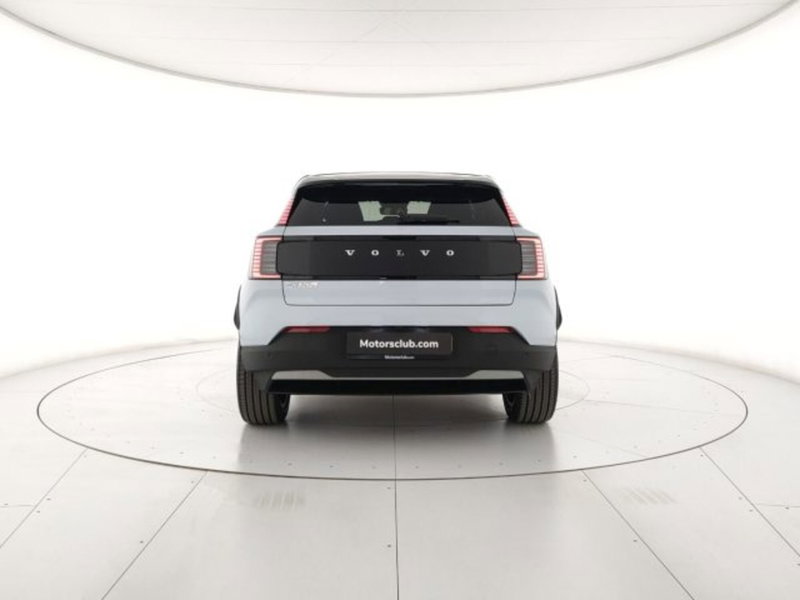 Volvo EX30 Cross Country nuova a Modena (4)