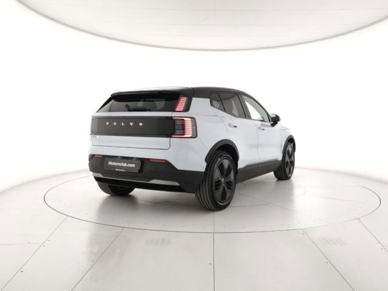 Volvo EX30 Cross Country nuova a Modena (5)