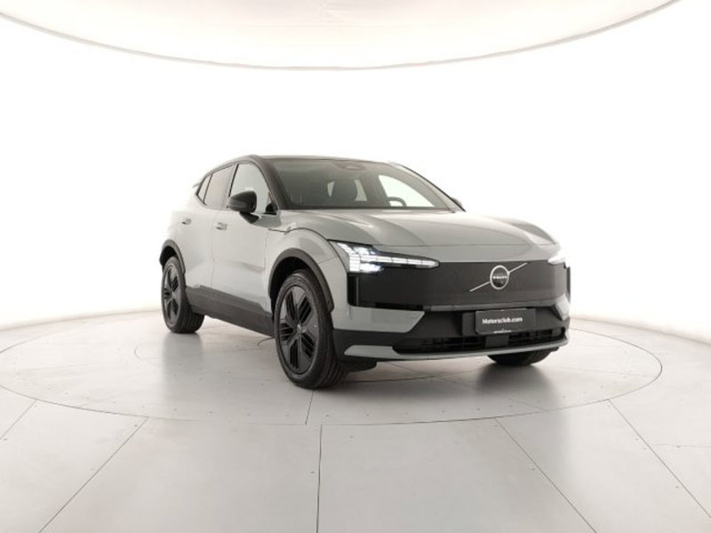 Volvo EX30 Cross Country nuova a Modena (6)