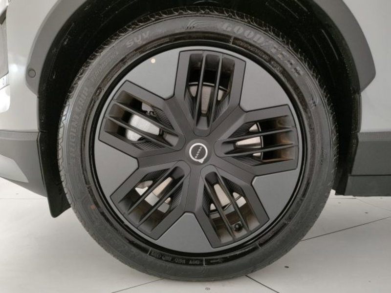 Volvo EX30 Cross Country nuova a Modena (8)