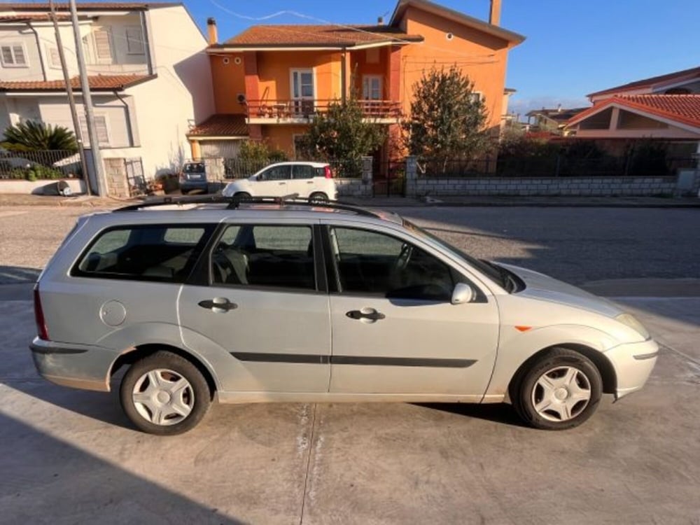 Ford Focus Station Wagon usata a Oristano (3)