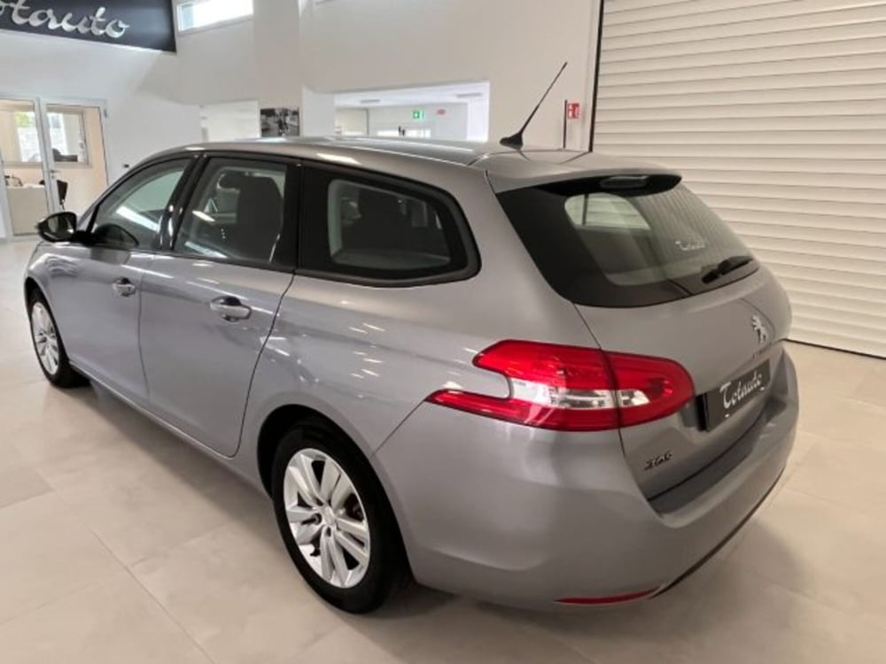 Peugeot 308 SW usata a Oristano (5)