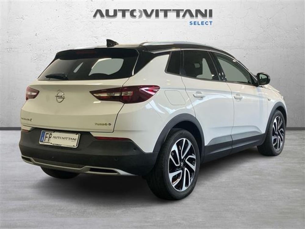 Opel Grandland X usata a Como (3)