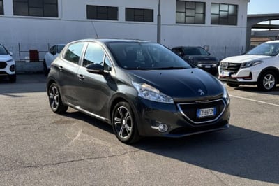 Peugeot 208 VTi 95 CV 5p. GPL Allure del 2015 usata a Fondi