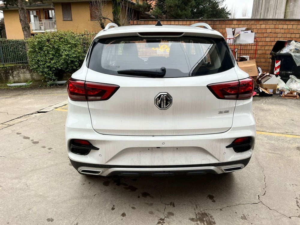 Mg ZS nuova a Milano (7)