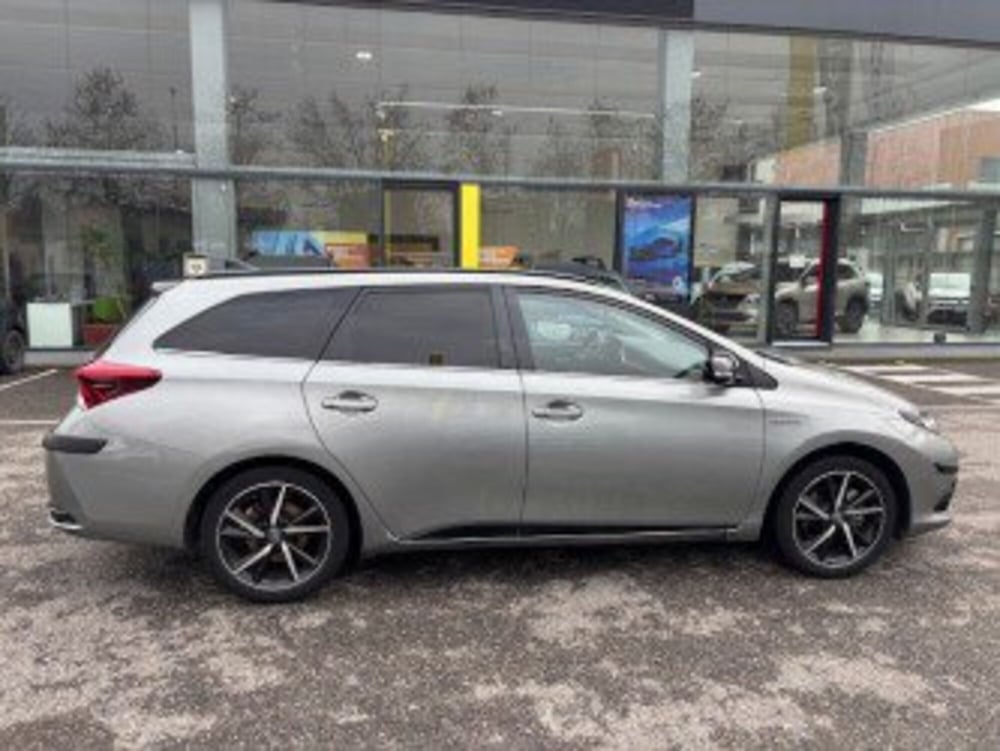 Toyota Auris Station Wagon usata a Bergamo (8)