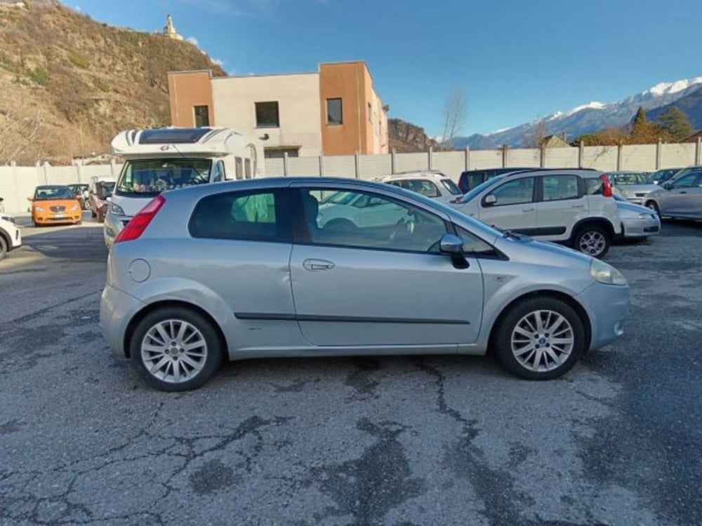 Fiat Grande Punto usata a Sondrio (6)