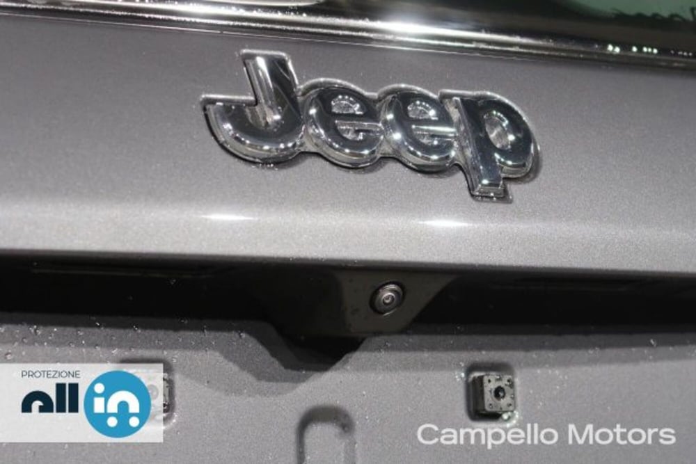 Jeep Compass nuova a Venezia (13)