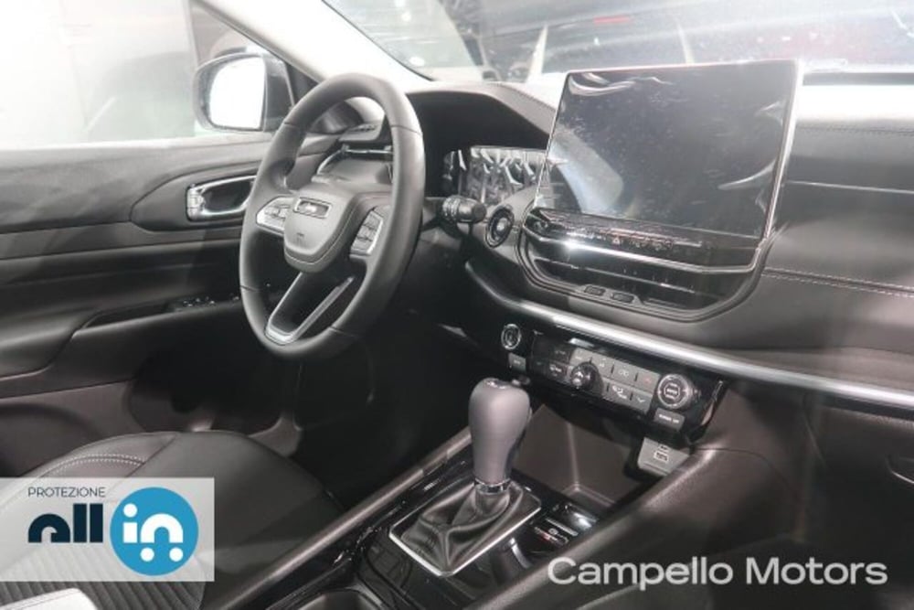 Jeep Compass nuova a Venezia (14)