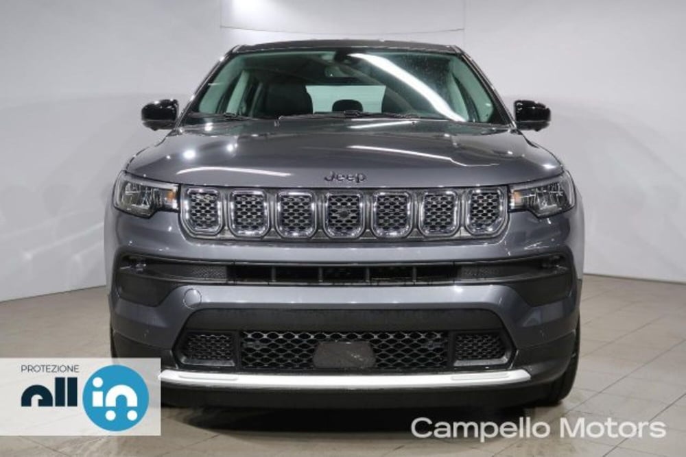 Jeep Compass nuova a Venezia (2)