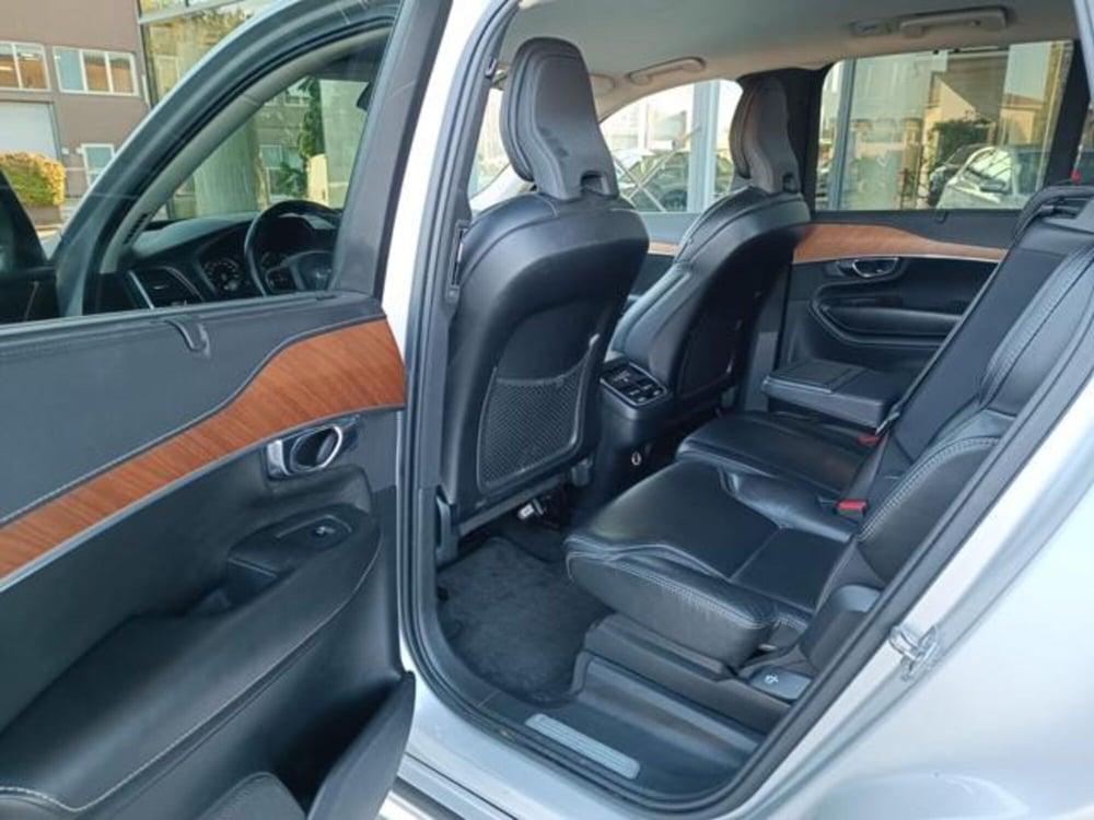 Volvo XC90 usata a Pisa (13)