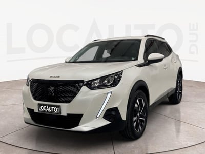 Peugeot 2008 1.2 puretech Active s&amp;s 100cv del 2021 usata a Torino