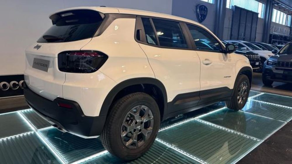 Jeep Avenger nuova a Reggio Emilia (6)